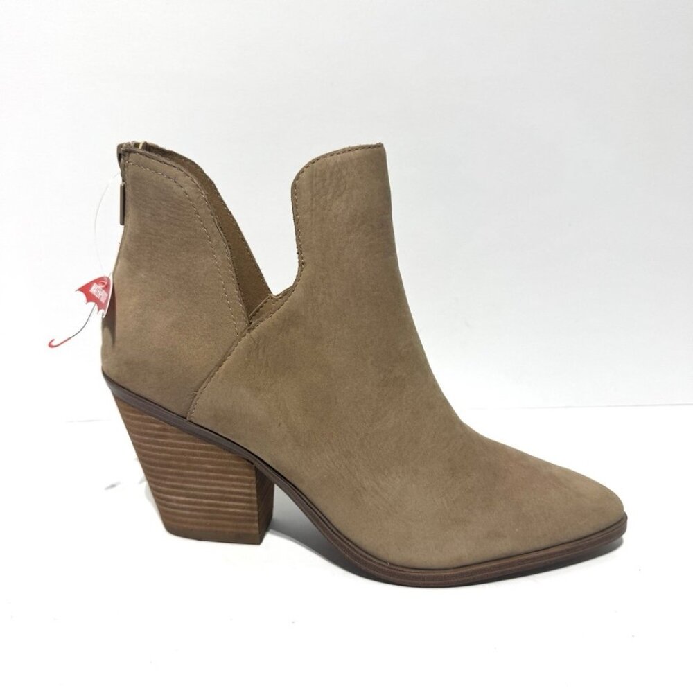 Blondo Womens Wynona Ankle Boots Sand Size 10 M